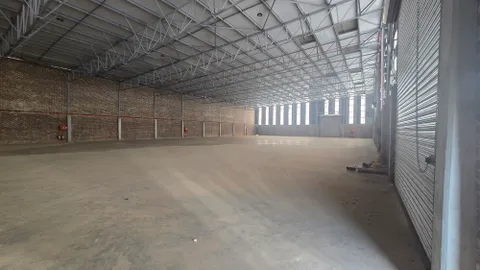 Malibongwe Industrial Park has a 2079m² Industrial Unit Available To Let (20)